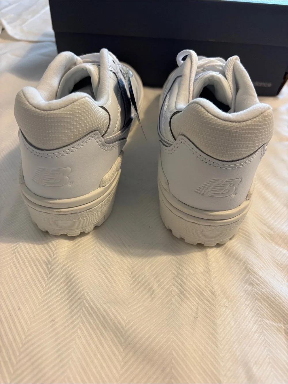 NEW New Balance 550 White Leather Low-Top Sneakers Sz 8